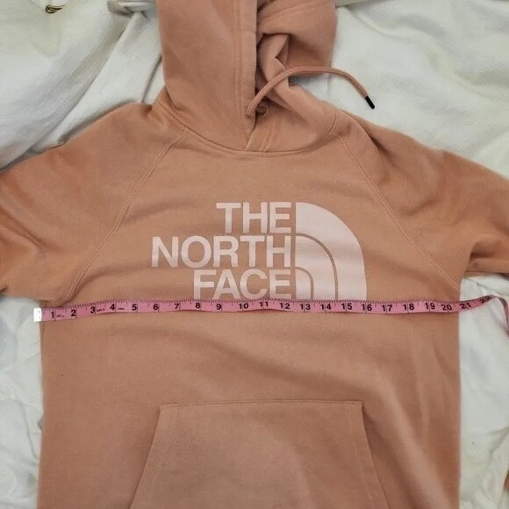 The North Face Women's Coral Peach Kangaroo Pouch Gorpcore Outdoor Hoodie S - Picture 6 of 7